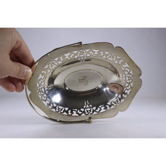 Vintage English Silver plated bon-bon dish initialled W, opulent key dish, - Picture 5 of 10